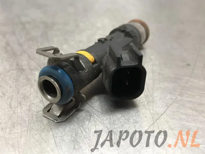 Injektor (Benzineinspritzung) Mazda 6.