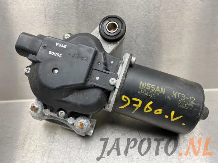 Scheibenwischermotor vorne Nissan NV200
