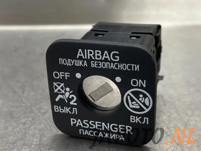Airbag Schalter Toyota Rav-4