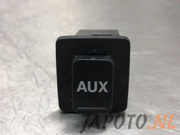 AUX / USB-Anschluss Honda Civic